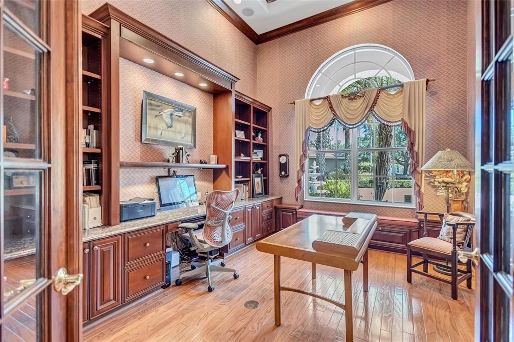 Active With Contract: $2,450,000 (5 beds, 4 baths, 5653 Square Feet)