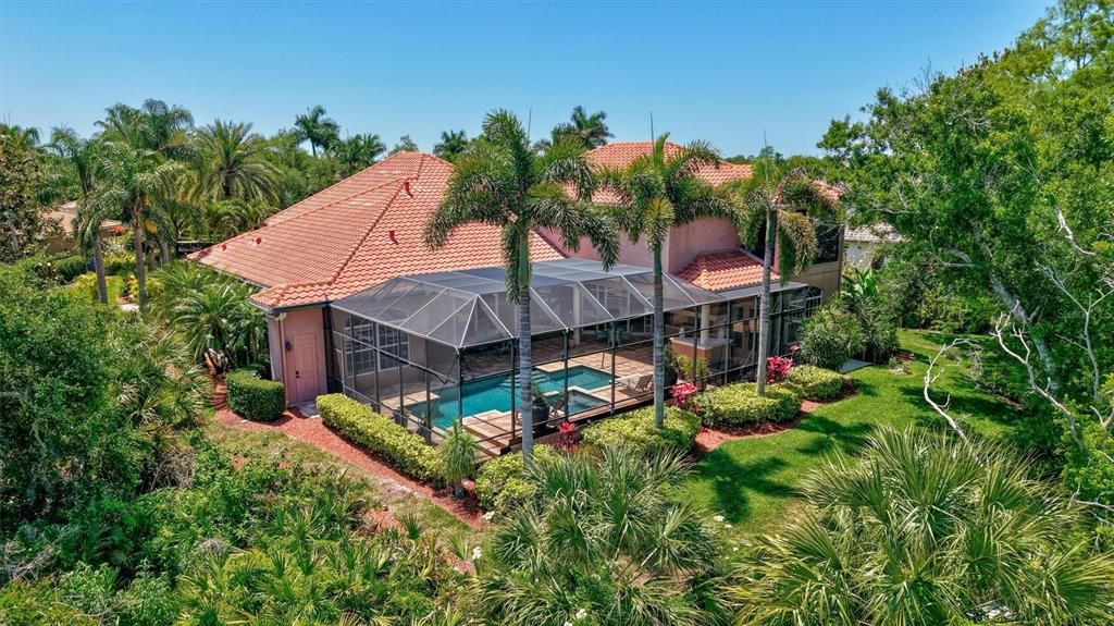 Active With Contract: $2,450,000 (5 beds, 4 baths, 5653 Square Feet)