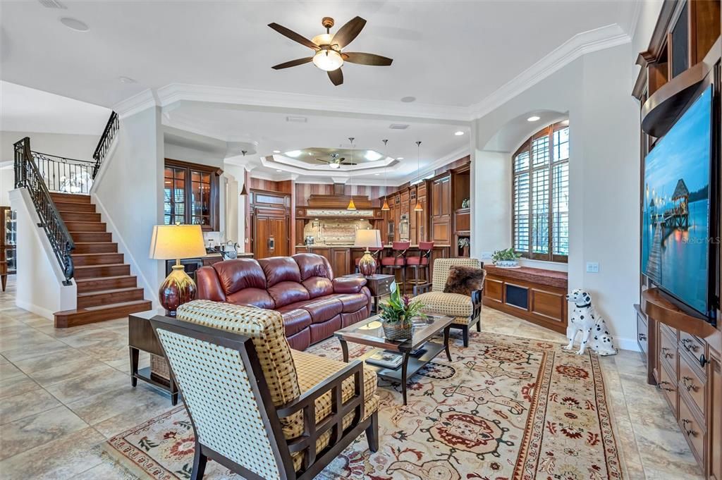 Active With Contract: $2,450,000 (5 beds, 4 baths, 5653 Square Feet)