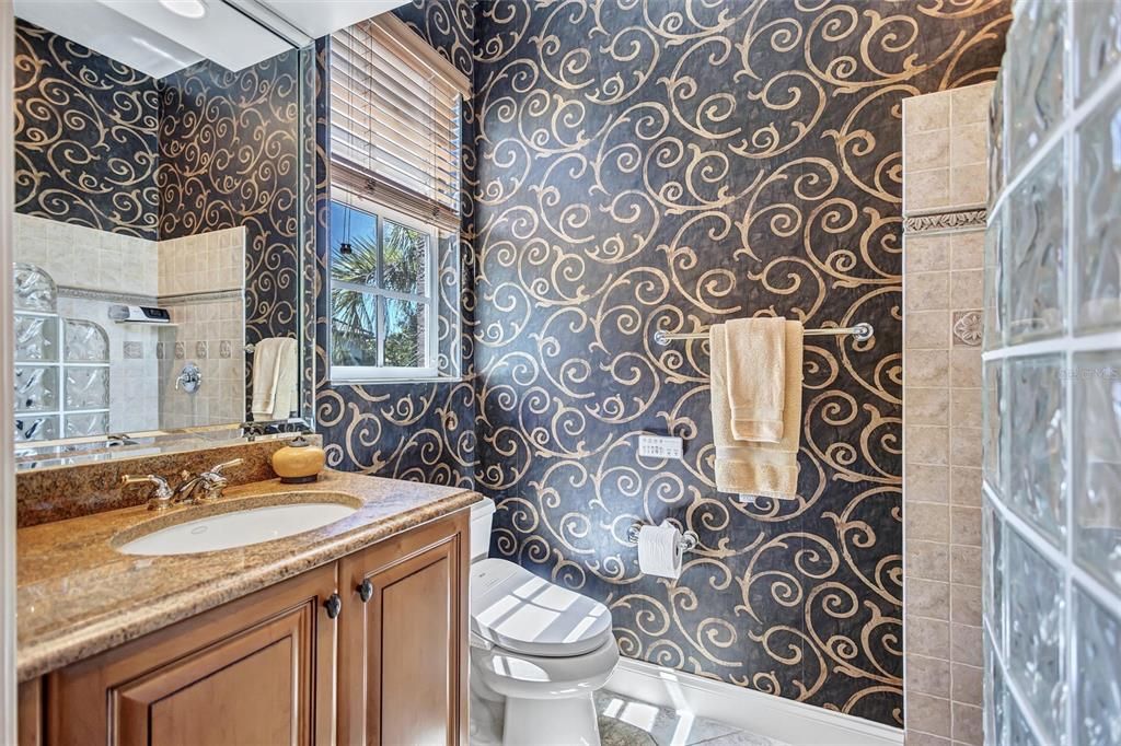 Active With Contract: $2,450,000 (5 beds, 4 baths, 5653 Square Feet)