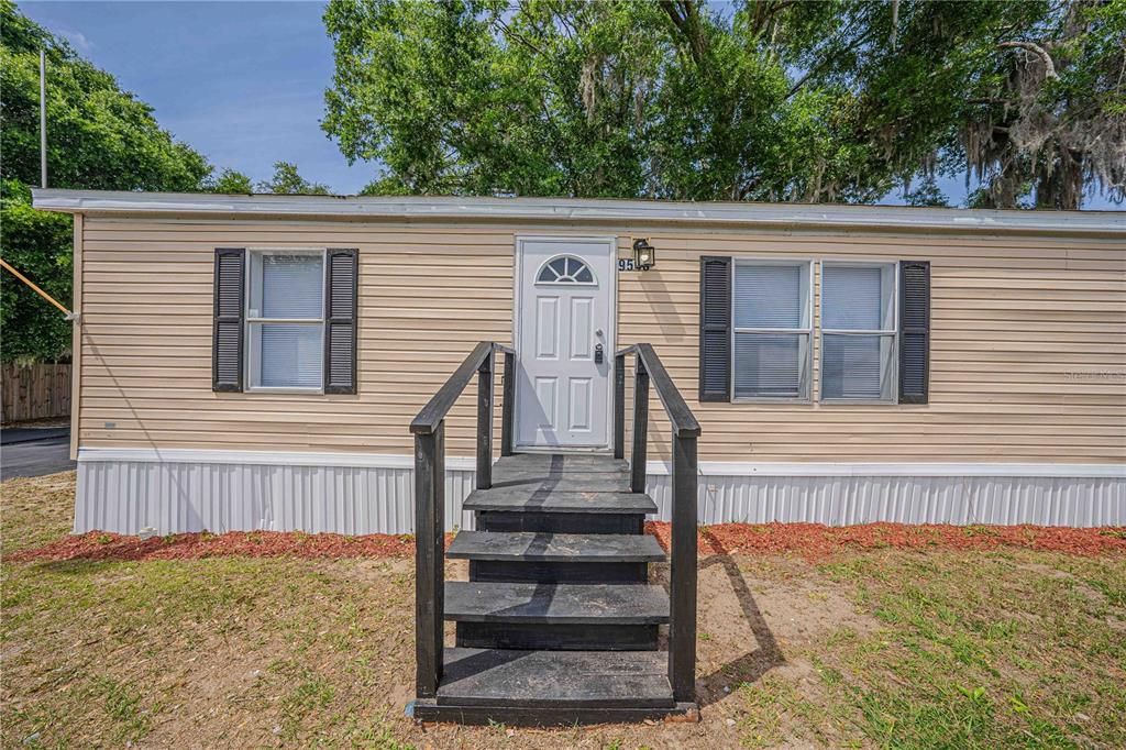 For Sale: $179,947 (3 beds, 2 baths, 1188 Square Feet)