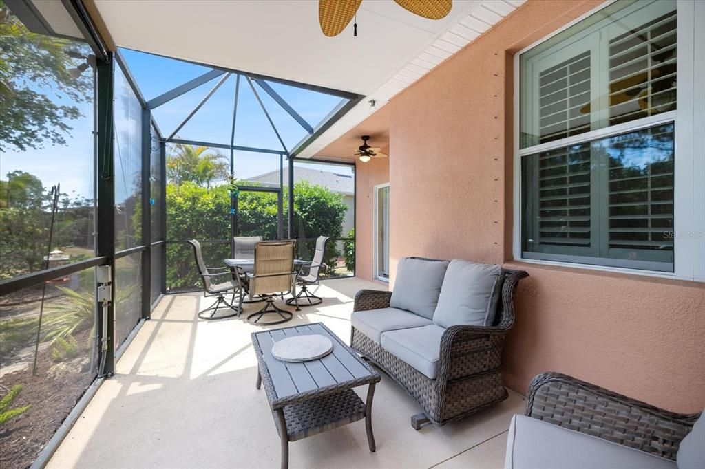 Activo con contrato: $344,999 (3 camas, 2 baños, 1439 Pies cuadrados)