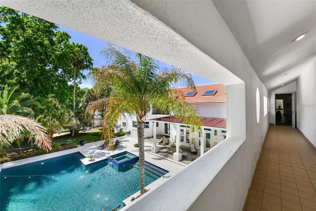 Activo con contrato: $1,800,000 (7 camas, 5 baños, 7973 Pies cuadrados)
