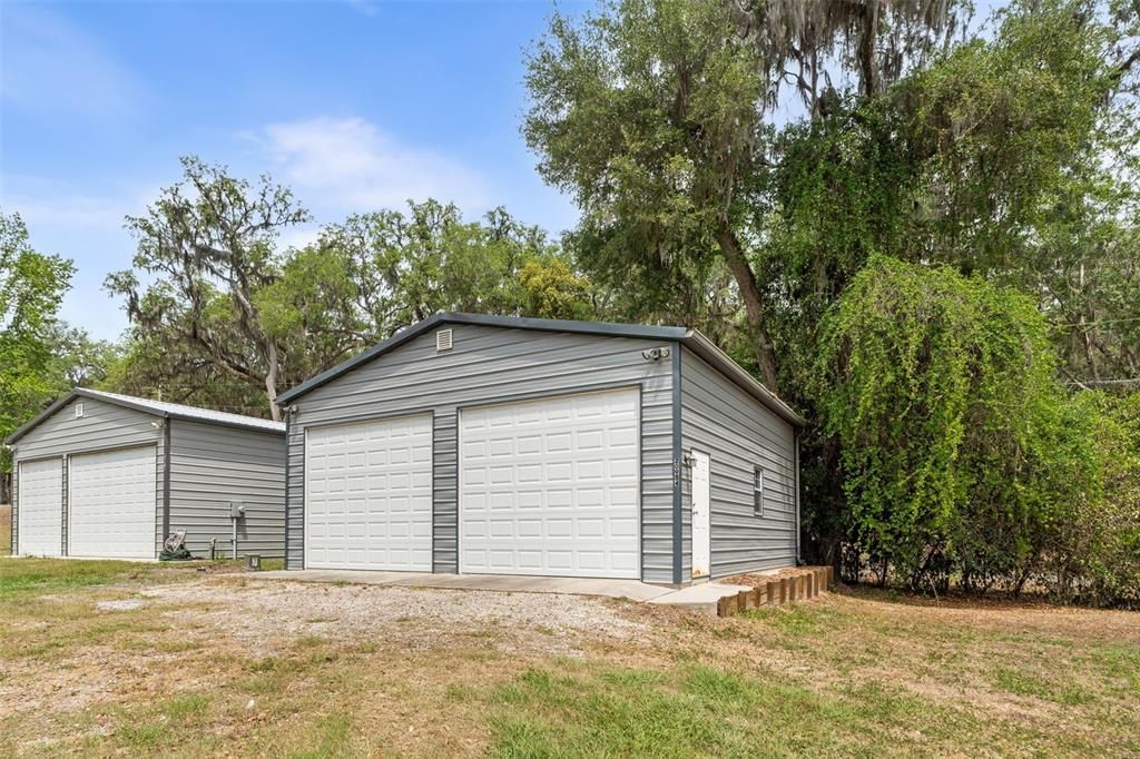 For Sale: $425,000 (2 beds, 2 baths, 1108 Square Feet)
