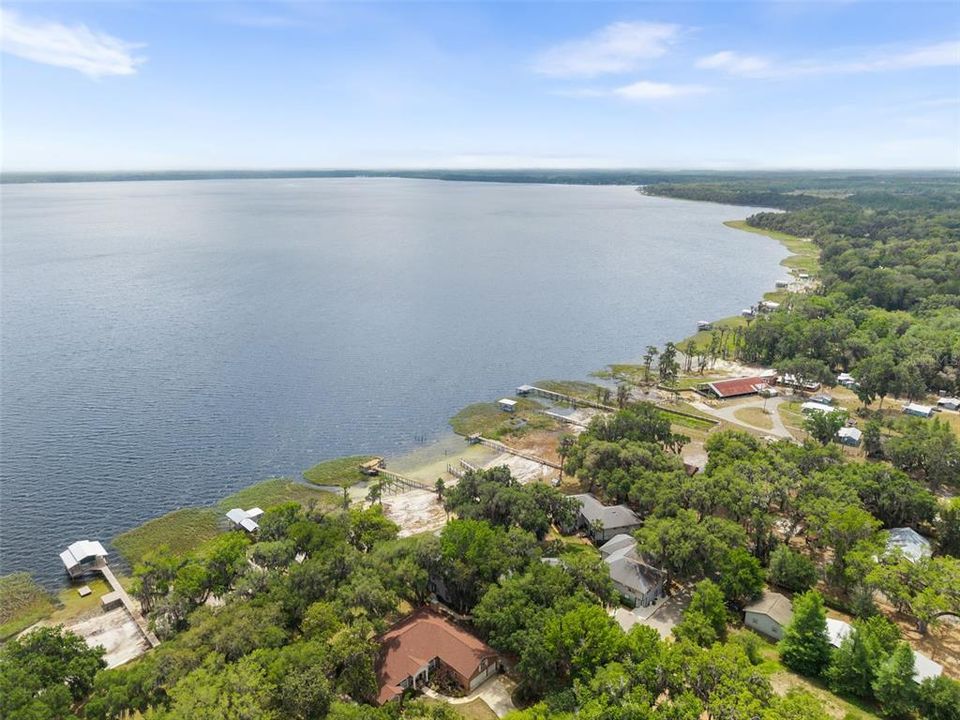 For Sale: $425,000 (2 beds, 2 baths, 1108 Square Feet)