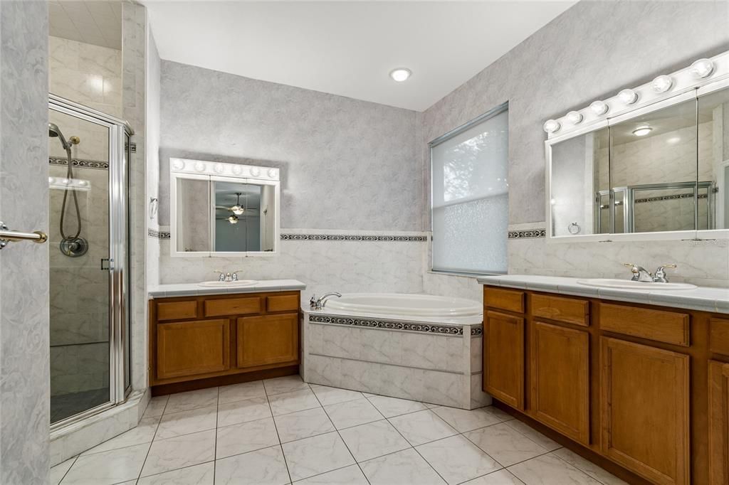 В аренду: $3,750 (4 спален, 3 ванн, 2532 Квадратных фут)