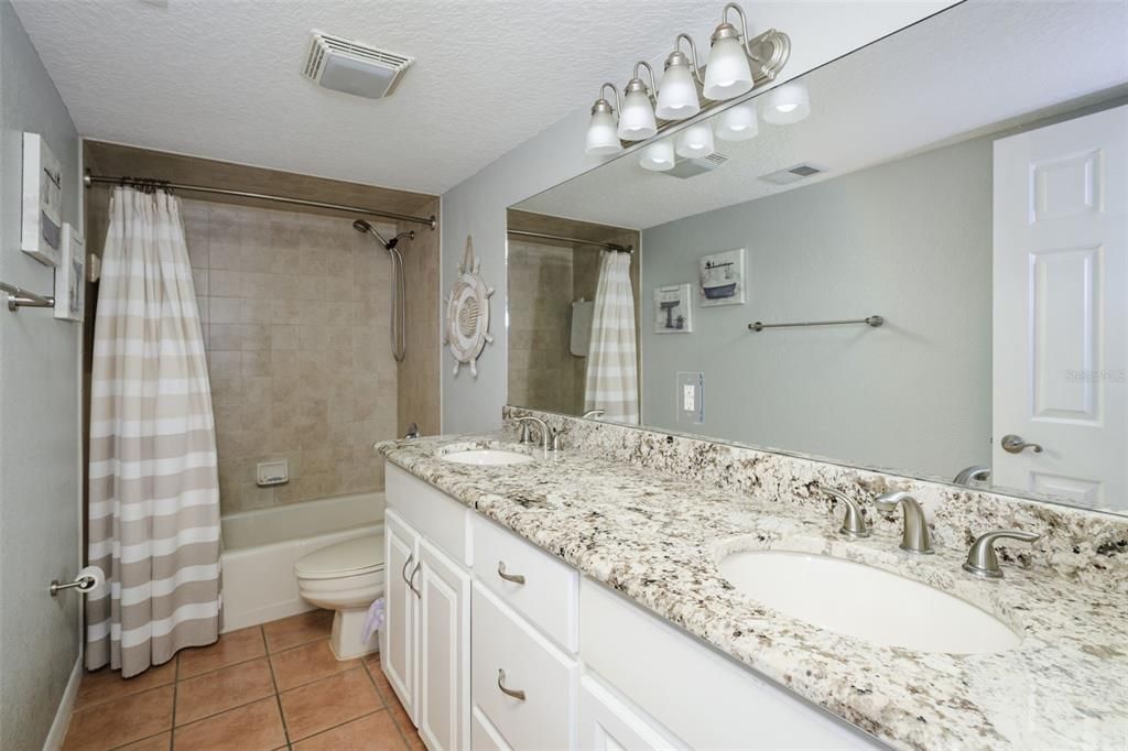 En Venta: $599,000 (3 camas, 2 baños, 1660 Pies cuadrados)