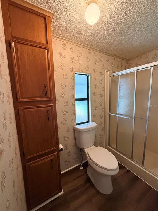 На продажу: $164,999 (2 спален, 2 ванн, 1560 Квадратных фут)
