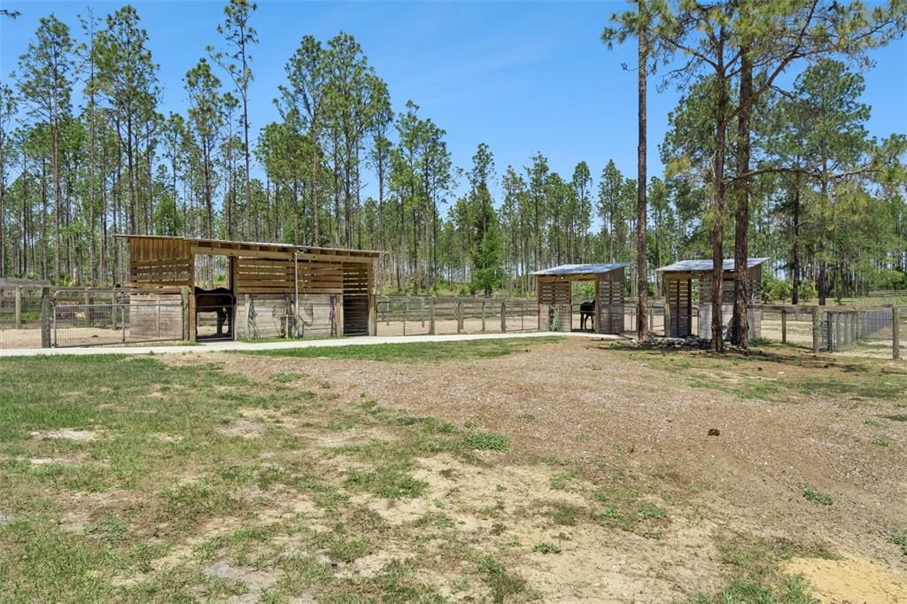 For Sale: $988,000 (3 beds, 2 baths, 1600 Square Feet)