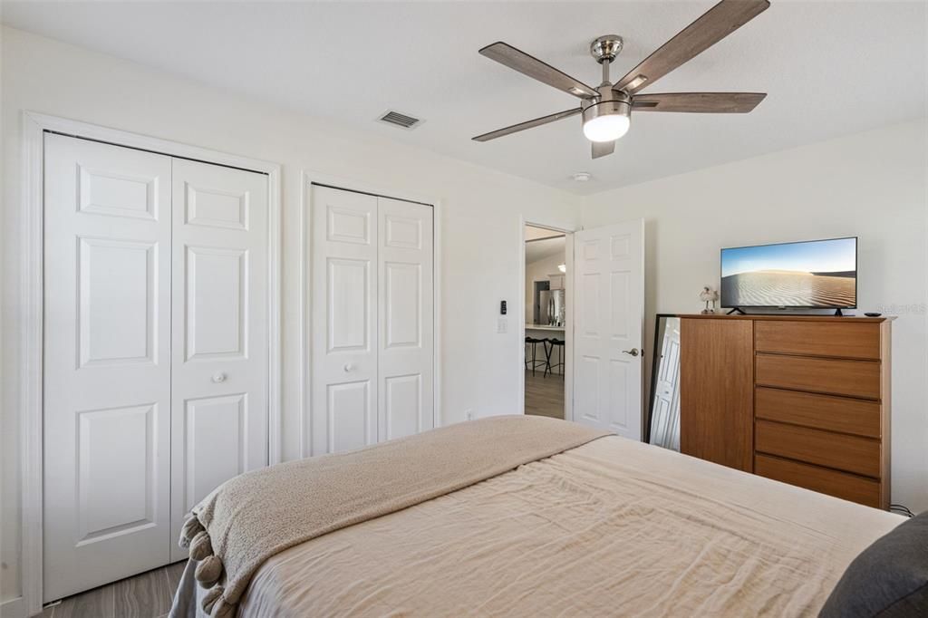 For Sale: $988,000 (3 beds, 2 baths, 1600 Square Feet)