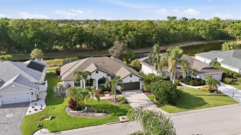 Activo con contrato: $710,000 (3 camas, 2 baños, 2109 Pies cuadrados)