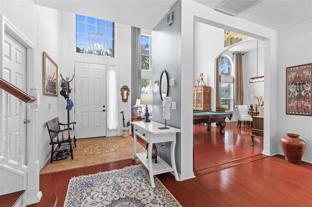 En Venta: $735,000 (4 camas, 3 baños, 3753 Pies cuadrados)
