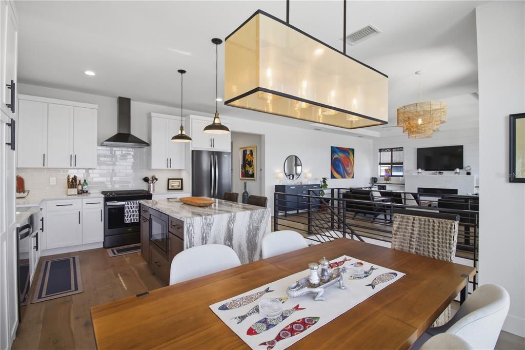 For Sale: $1,495,000 (3 beds, 2 baths, 1602 Square Feet)