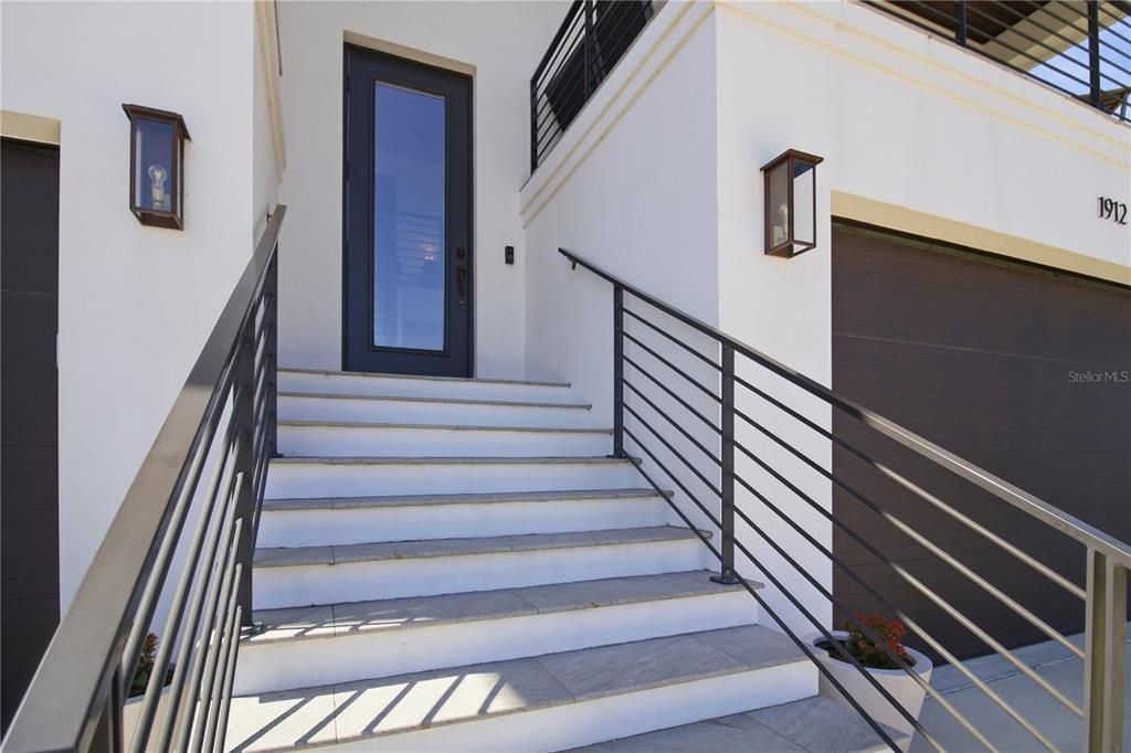 For Sale: $1,495,000 (3 beds, 2 baths, 1602 Square Feet)