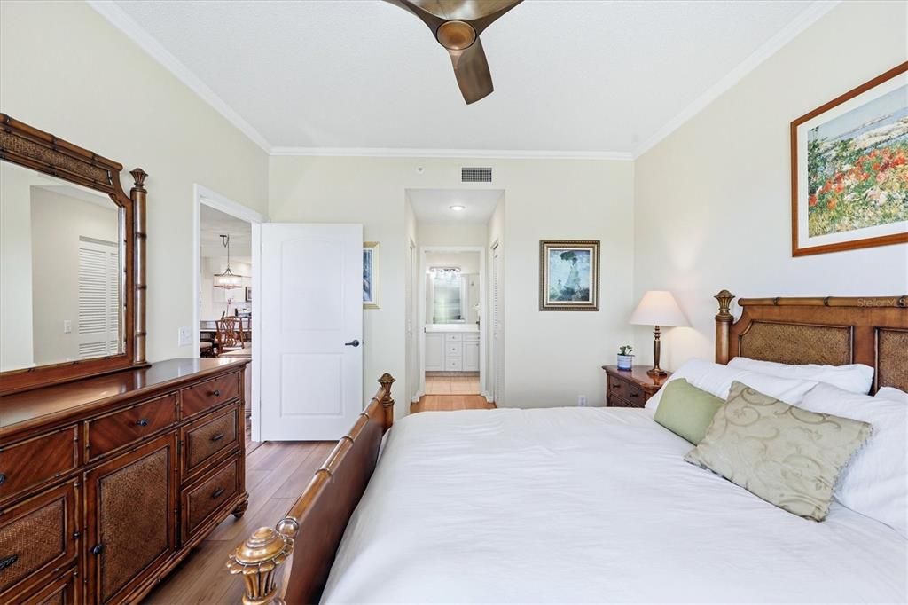 Activo con contrato: $469,000 (2 camas, 2 baños, 1414 Pies cuadrados)