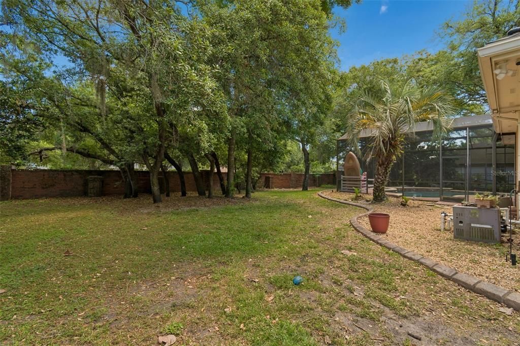 Active With Contract: $714,900 (4 beds, 2 baths, 2233 Square Feet)