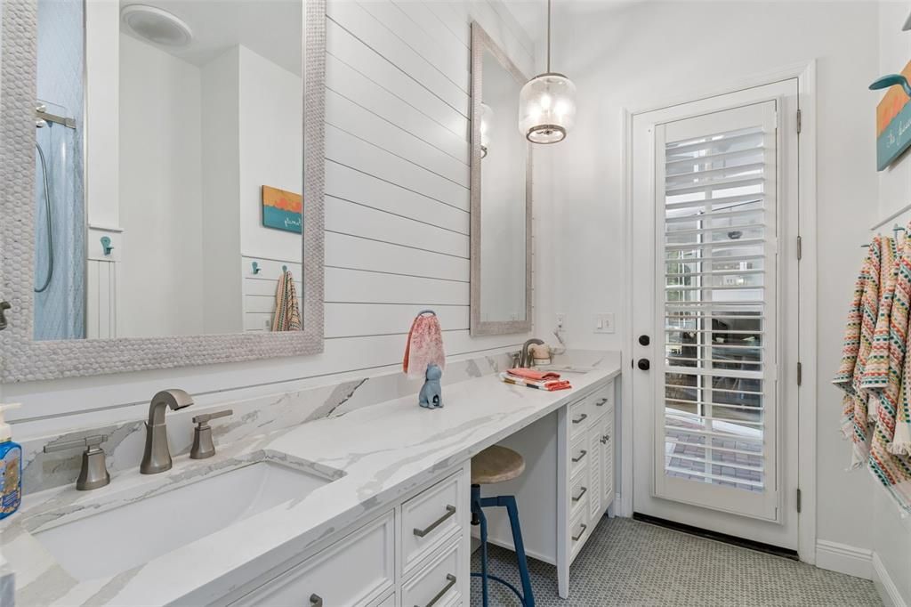 Active With Contract: $714,900 (4 beds, 2 baths, 2233 Square Feet)