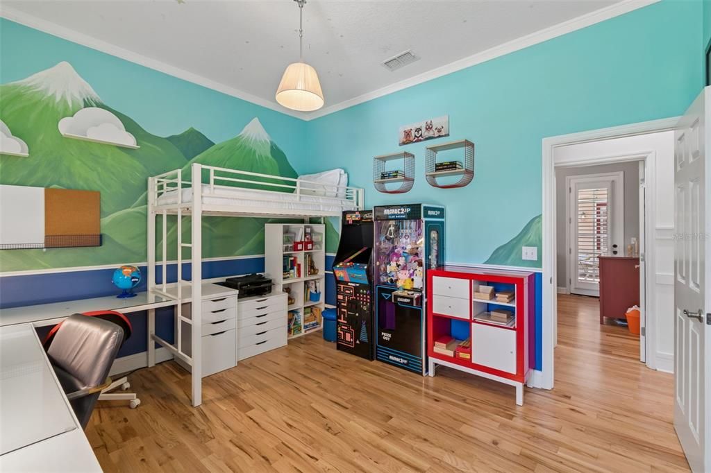 Active With Contract: $714,900 (4 beds, 2 baths, 2233 Square Feet)