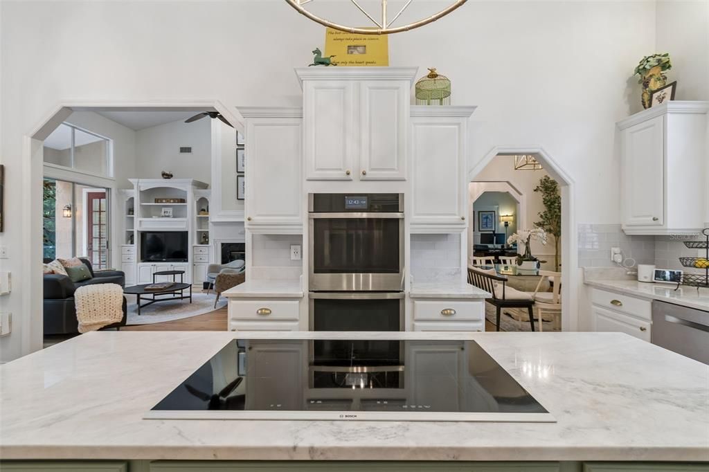 Active With Contract: $714,900 (4 beds, 2 baths, 2233 Square Feet)