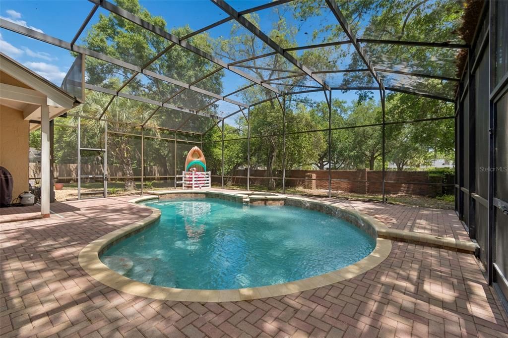 Active With Contract: $714,900 (4 beds, 2 baths, 2233 Square Feet)