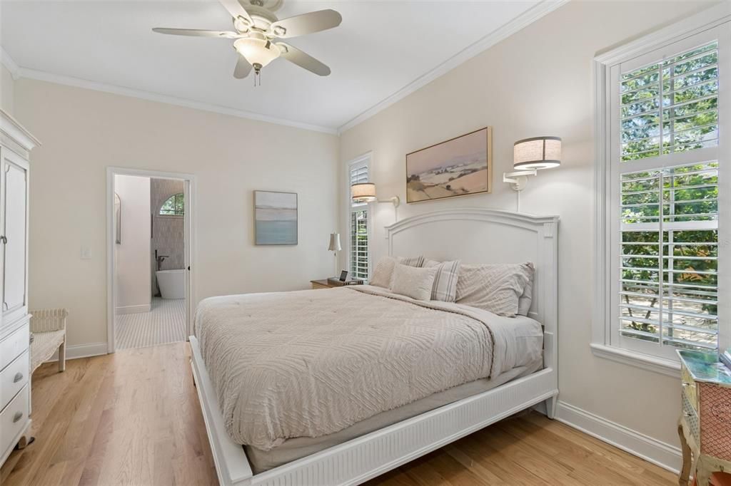 Active With Contract: $714,900 (4 beds, 2 baths, 2233 Square Feet)
