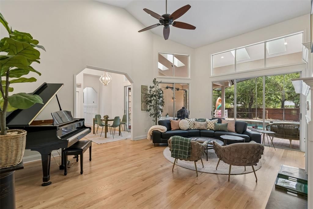 Active With Contract: $714,900 (4 beds, 2 baths, 2233 Square Feet)