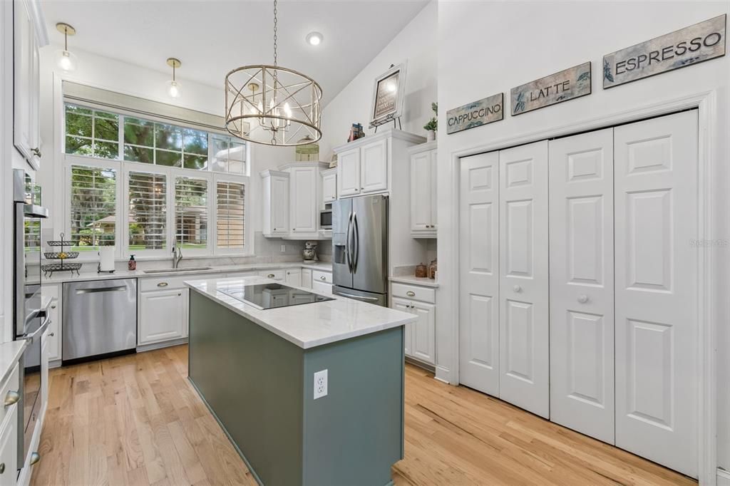 Active With Contract: $714,900 (4 beds, 2 baths, 2233 Square Feet)