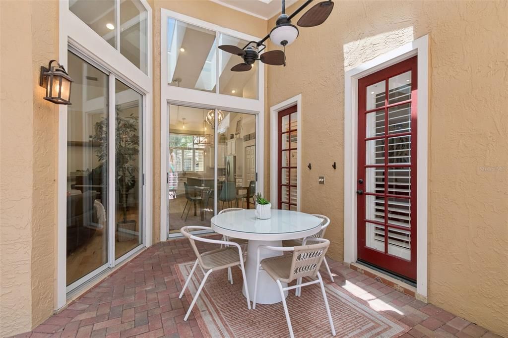 Active With Contract: $714,900 (4 beds, 2 baths, 2233 Square Feet)
