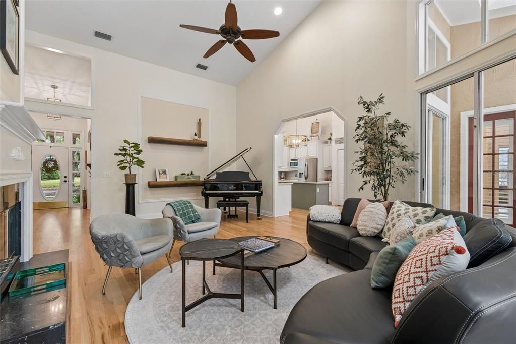 Active With Contract: $714,900 (4 beds, 2 baths, 2233 Square Feet)