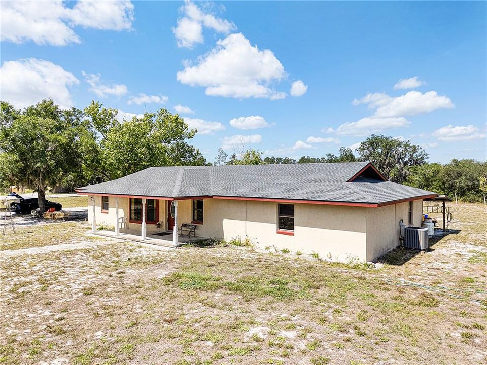 En Venta: $610,000 (3 camas, 2 baños, 2100 Pies cuadrados)