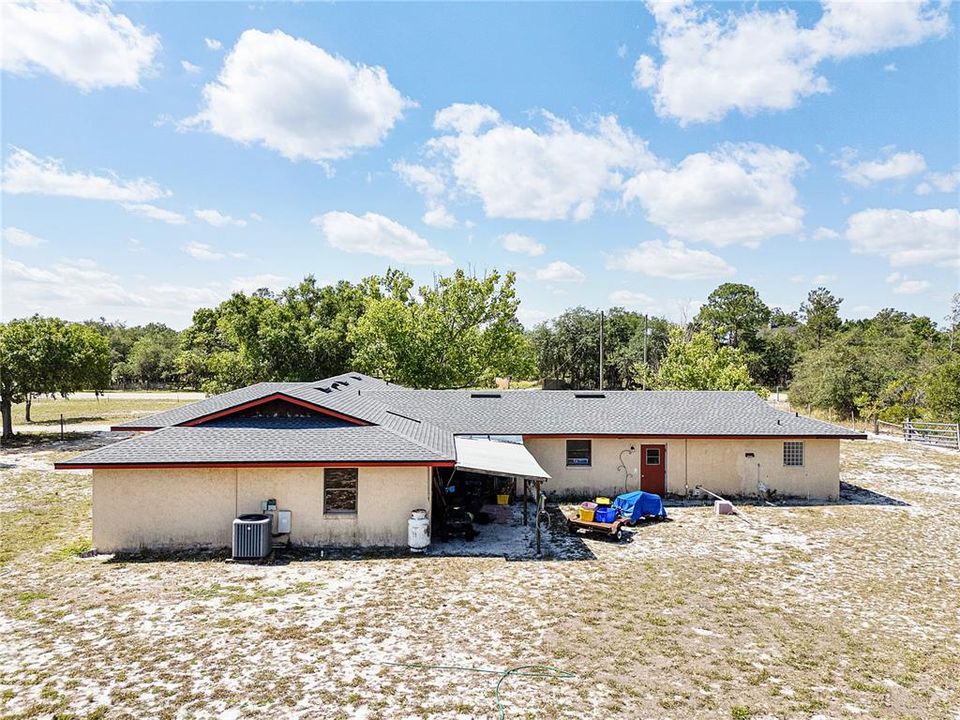 En Venta: $610,000 (3 camas, 2 baños, 2100 Pies cuadrados)