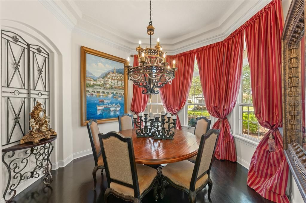 Activo con contrato: $2,125,000 (4 camas, 4 baños, 3751 Pies cuadrados)