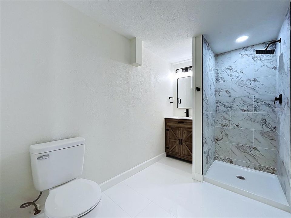На продажу: $699,900 (5 спален, 4 ванн, 3332 Квадратных фут)
