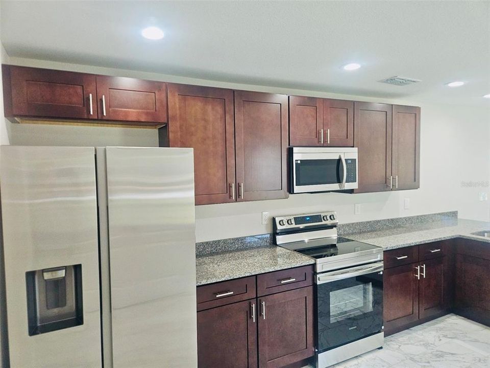 For Rent: $1,549 (2 beds, 2 baths, 1054 Square Feet)