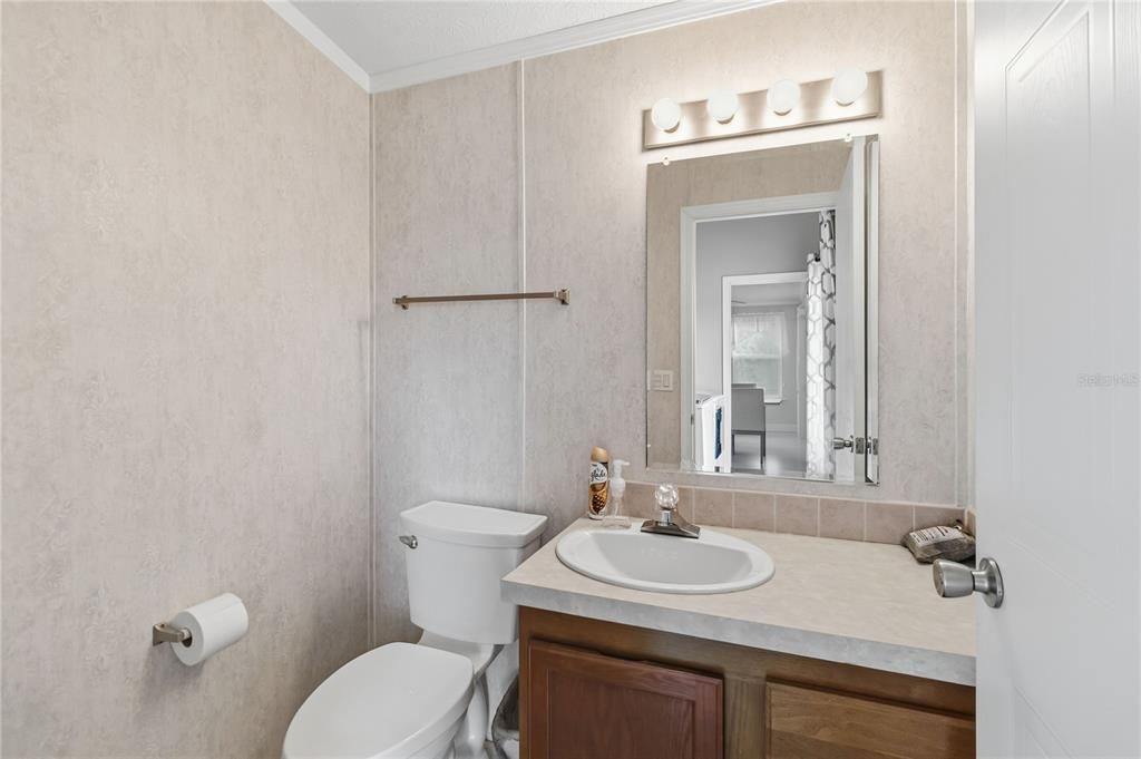 На продажу: $325,000 (3 спален, 2 ванн, 1512 Квадратных фут)