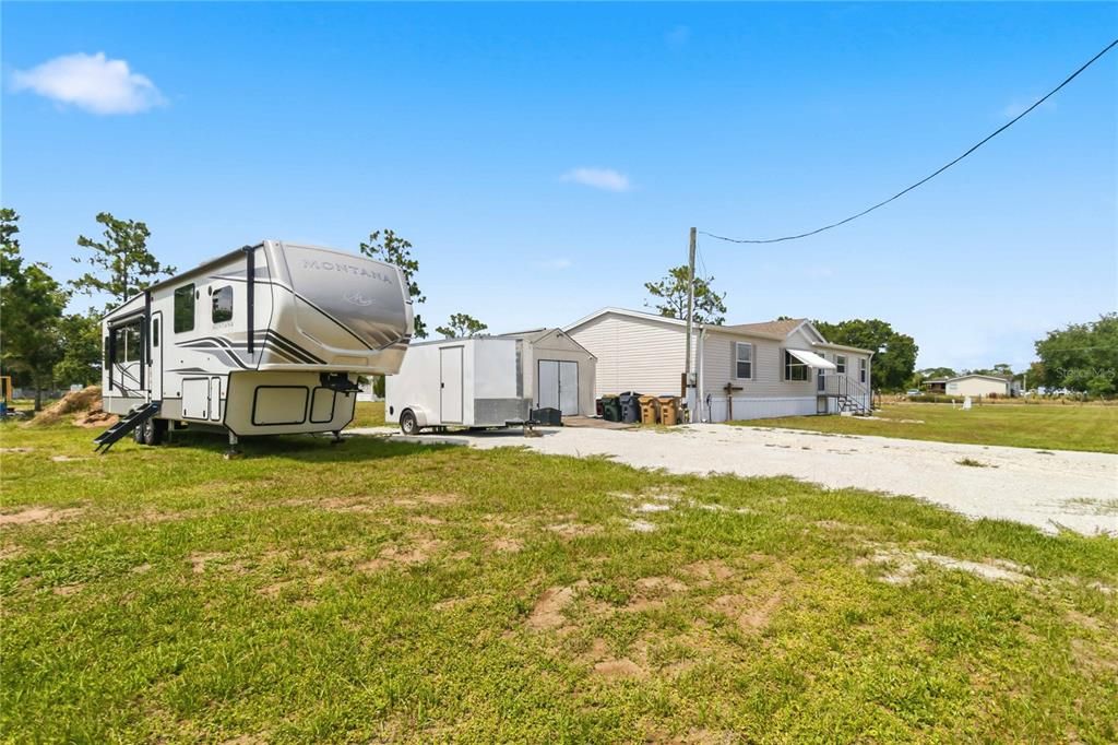 На продажу: $325,000 (3 спален, 2 ванн, 1512 Квадратных фут)