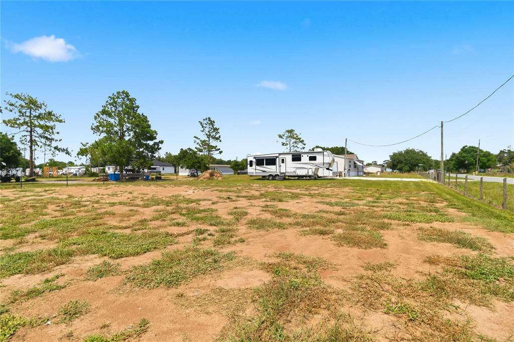 На продажу: $325,000 (3 спален, 2 ванн, 1512 Квадратных фут)