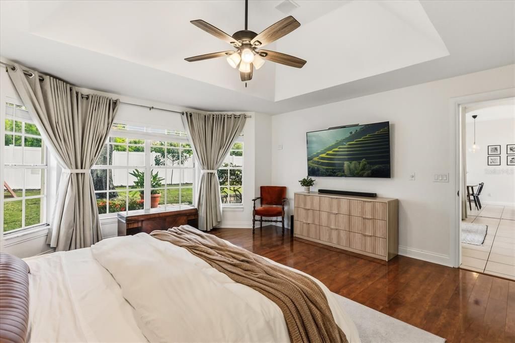 For Sale: $650,000 (4 beds, 3 baths, 2326 Square Feet)