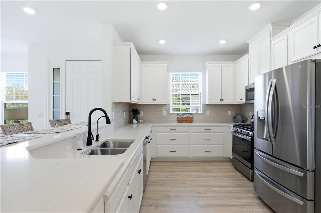For Rent: $3,600 (2 beds, 2 baths, 1533 Square Feet)
