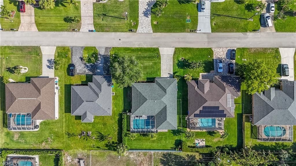 En Venta: $469,000 (3 camas, 2 baños, 2025 Pies cuadrados)