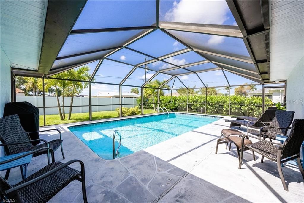 En Venta: $469,000 (3 camas, 2 baños, 2025 Pies cuadrados)