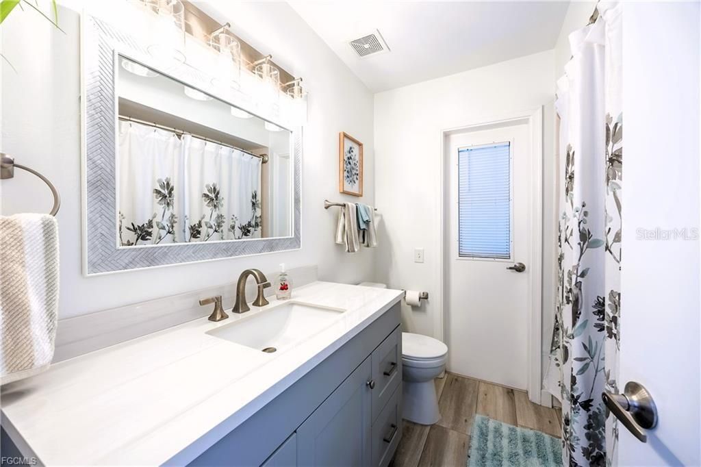 En Venta: $469,000 (3 camas, 2 baños, 2025 Pies cuadrados)