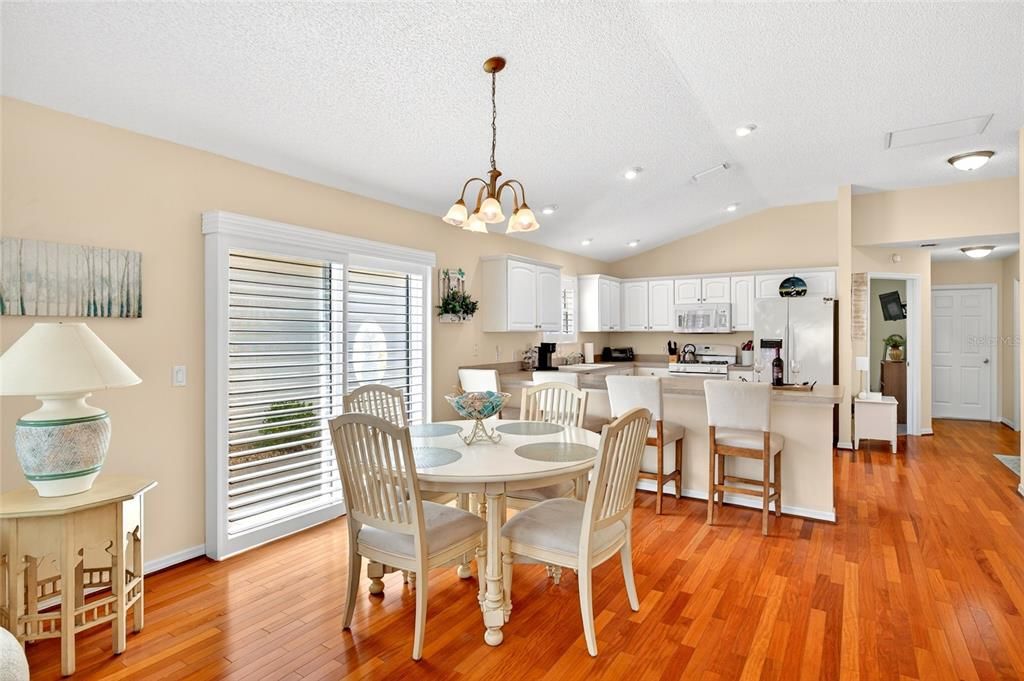 For Sale: $409,000 (3 beds, 2 baths, 1397 Square Feet)
