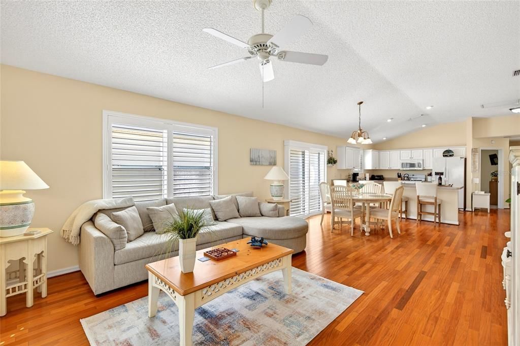 For Sale: $409,000 (3 beds, 2 baths, 1397 Square Feet)