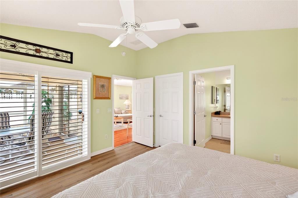 For Sale: $409,000 (3 beds, 2 baths, 1397 Square Feet)