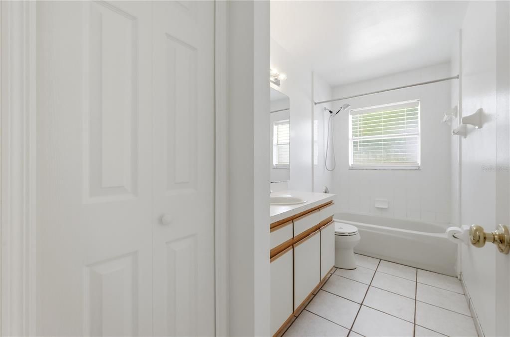 En Venta: $384,500 (4 camas, 2 baños, 1485 Pies cuadrados)