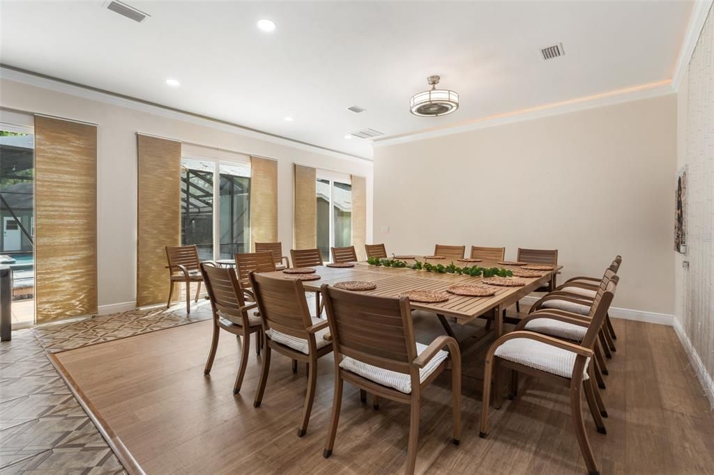 En Venta: $1,189,000 (5 camas, 5 baños, 4168 Pies cuadrados)