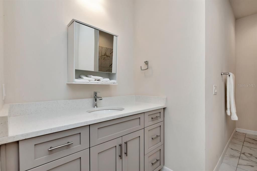 For Sale: $449,900 (3 beds, 2 baths, 2262 Square Feet)