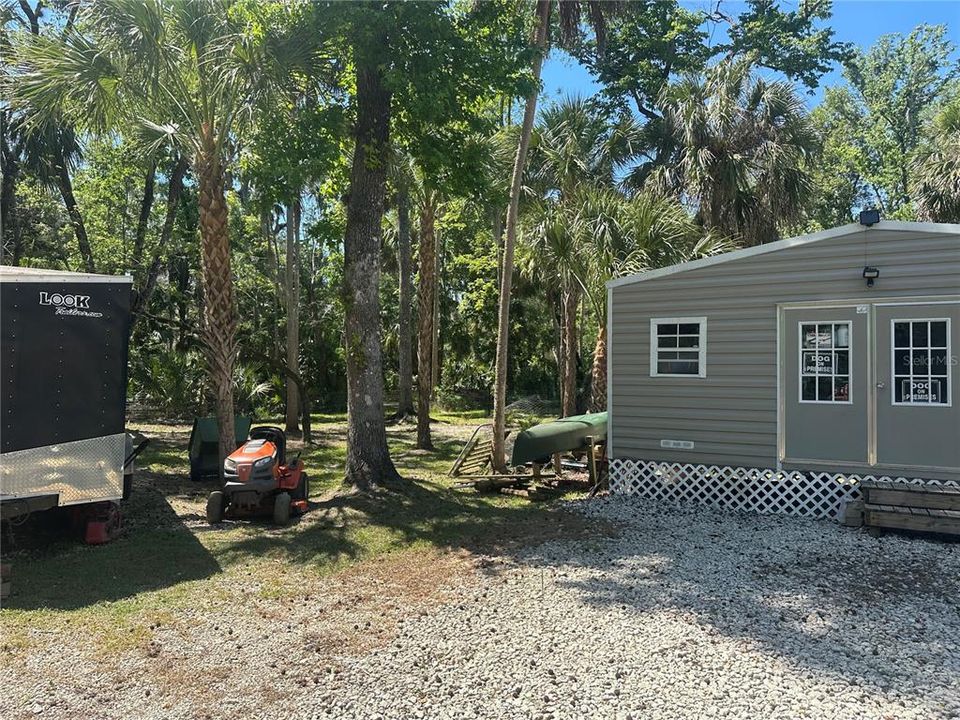 На продажу: $319,000 (3 спален, 2 ванн, 1242 Квадратных фут)