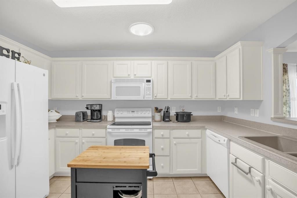 En Venta: $248,900 (2 camas, 2 baños, 1275 Pies cuadrados)